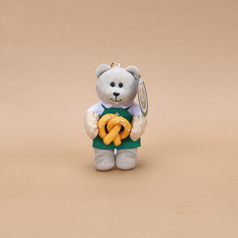 Starbucks-Mini-Bear-Keychain-Pretzel-Heart